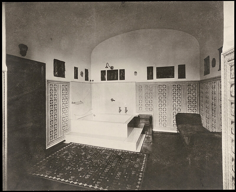 August Lorenz, Badezimmer der Villa Stuck, um 1898