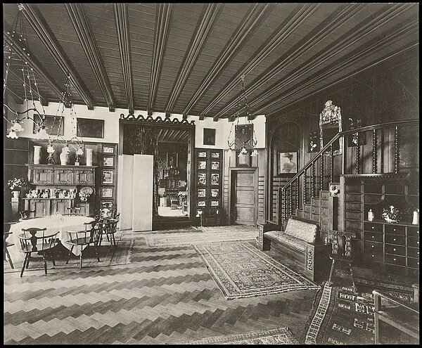 August Lorenz, Wohnzimmer der Villa Stuck, um 1898