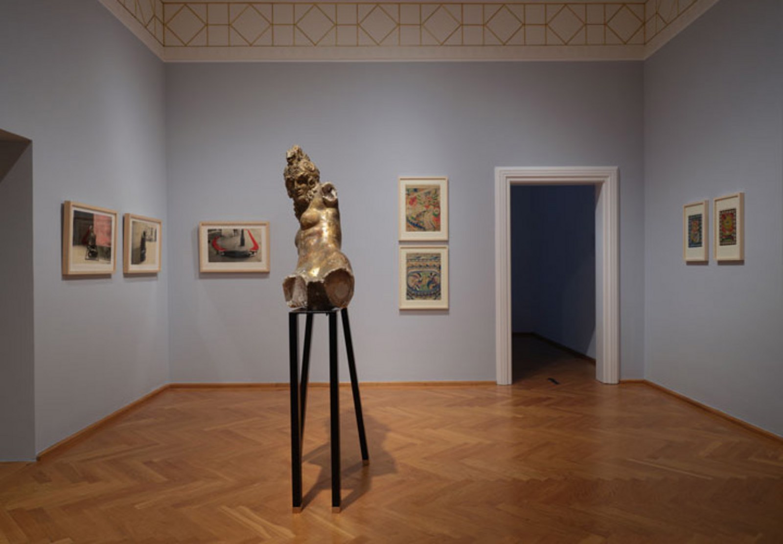 Installationsansicht, Museum Villa Stuck, Foto: Jann Averwerser